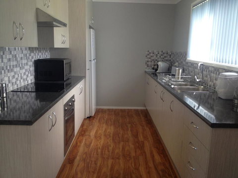 Mystic Blue And Green Meadow - Accommodation Rockhampton 0