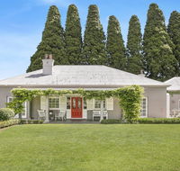 Nattai Lodge - house  cottage in beautiful garden - Accommodation Rockhampton