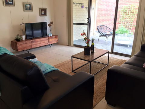 Holiday Home Near Perth City / Airport / Stadium / Casino - Accommodation Rockhampton 2