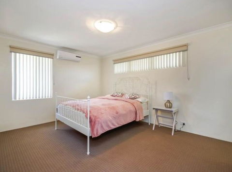 Holiday Home Near Perth City / Airport / Stadium / Casino - Accommodation Rockhampton 12