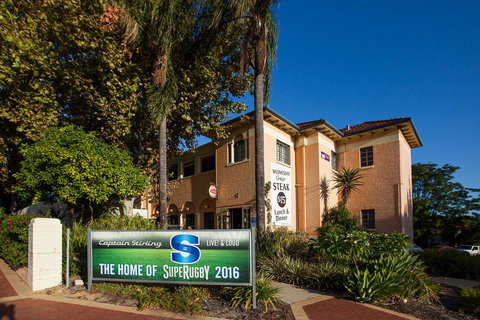 Captain Stirling Hotel - Accommodation Rockhampton 4