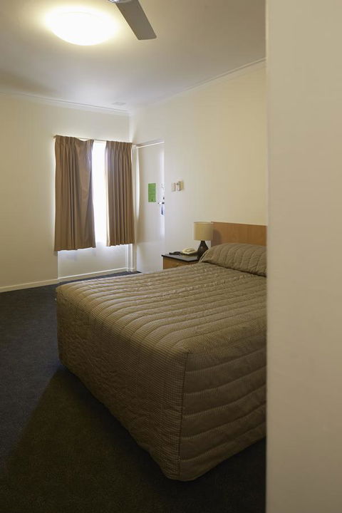 Baileys Parkside Motel By VetroBlu - Accommodation Rockhampton 6
