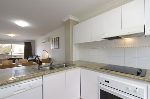 Hillarys Marina Apartment - Accommodation Rockhampton 13