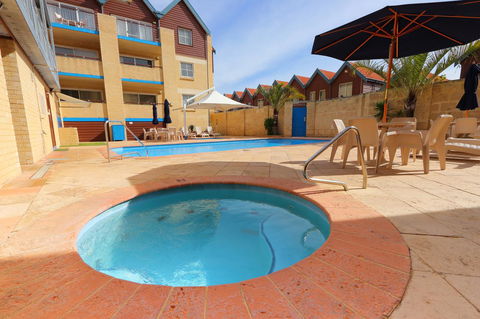 Hillarys Marina Apartment - Accommodation Rockhampton 34