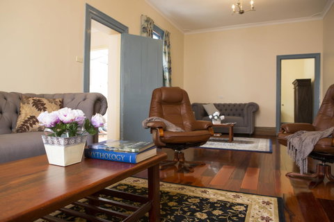 Spencer Cottage - Accommodation Rockhampton 18