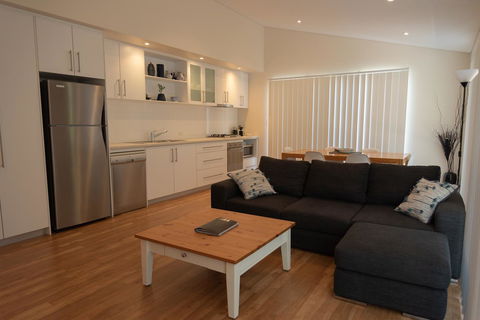 Cape Villas Dunsborough Unit 2 - Accommodation Rockhampton 0