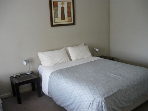 Albany Apartments - Accommodation Rockhampton 12