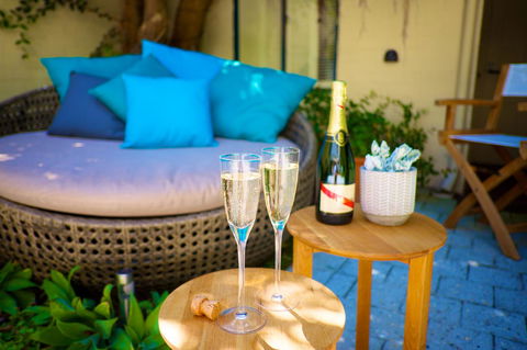 Cottesloe Artist's Beach Retreat - Accommodation Rockhampton 29