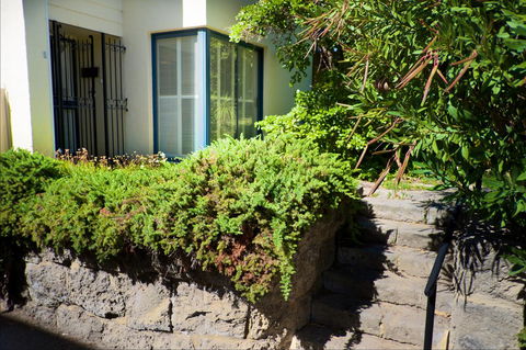 Cottesloe Artist's Beach Retreat - Accommodation Rockhampton 22