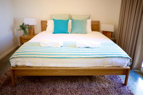 Cottesloe Artist's Beach Retreat - Accommodation Rockhampton 9