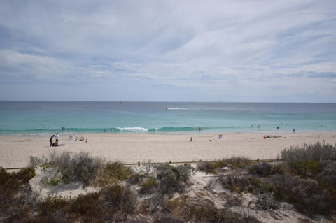 Summer Breeze - Holiday Or Business Apartment - Accommodation Rockhampton 9