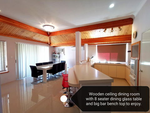 Cosy Easy Access Home Near Perth CBD And Fremantle - Accommodation Rockhampton 11