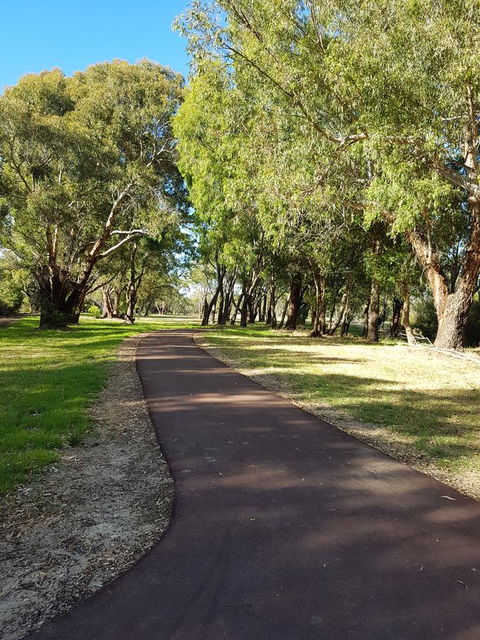 Jacaranda Hideaway Bed & Breakfast - Accommodation Rockhampton 21