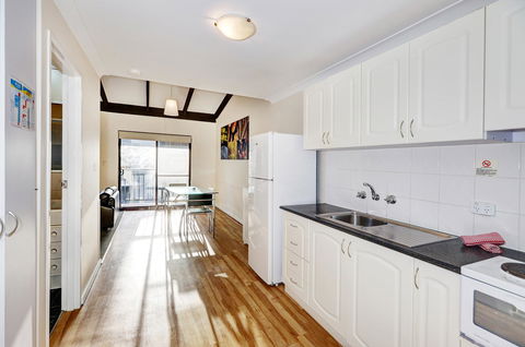 Seashore Memories - Sleeps 3 - Accommodation Rockhampton 10
