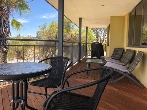 Mullaloo Beachfront Retreat - Accommodation Rockhampton 11