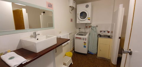 West Beach Lagoon 202 - Quiet & Ground Floor! - Accommodation Rockhampton 8