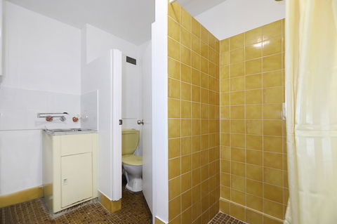 West Beach Lagoon 202 - Quiet & Ground Floor! - Accommodation Rockhampton 13