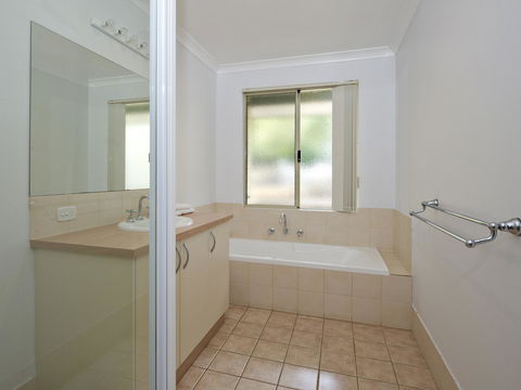 Fern Creek - Accommodation Rockhampton 17