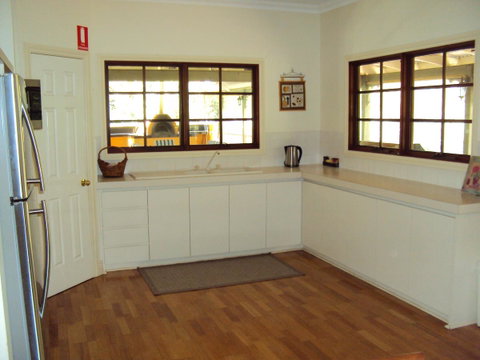 Riverglen Chalets - Accommodation Rockhampton 24