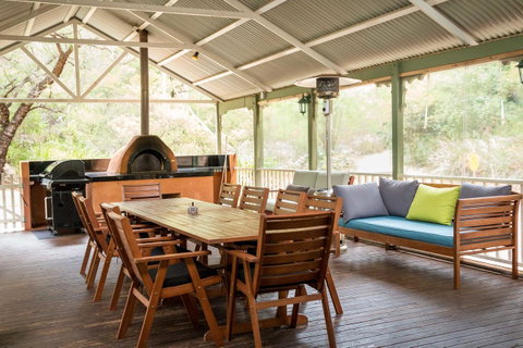 Riverglen Chalets - Accommodation Rockhampton 4