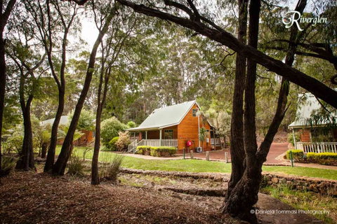 Riverglen Chalets - Accommodation Rockhampton 26