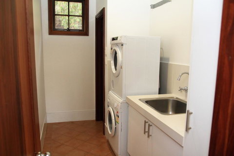 Riverglen Chalets - Accommodation Rockhampton 1
