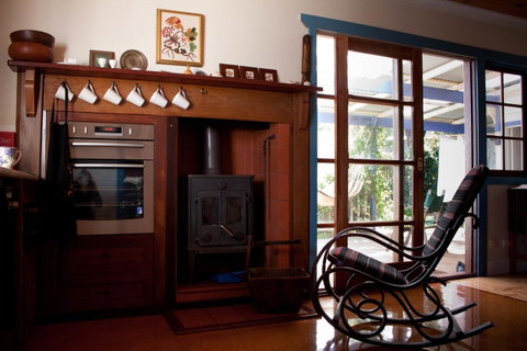 Lotti's House - Accommodation Rockhampton 9