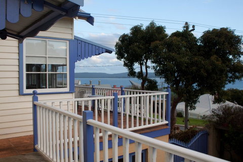 Lotti's House - Accommodation Rockhampton 0