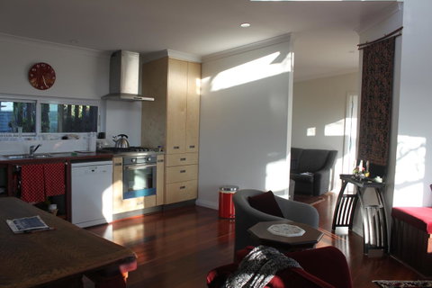 Lotti's House - Accommodation Rockhampton 26