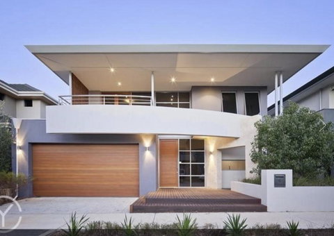 Adele's Luxury South Beach Apartment With King Bed - Accommodation Rockhampton 0