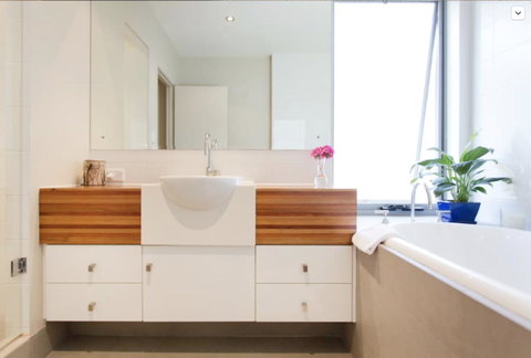 Adele's Luxury South Beach Apartment With King Bed - Accommodation Rockhampton 15