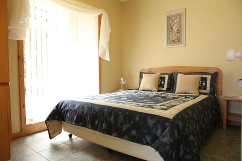 Riverside Retreat Chalets, Walpole - Accommodation Rockhampton 7