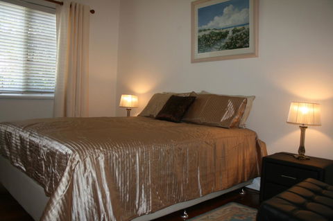 Kenata-Fairway Apartment Hotel - Accommodation Rockhampton 12