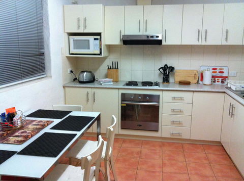 Kenata-Fairway Apartment Hotel - Accommodation Rockhampton 17