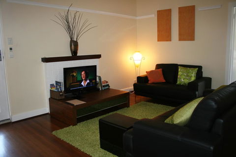 Kenata-Fairway Apartment Hotel - Accommodation Rockhampton 1