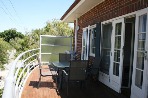 Kenata-Fairway Apartment Hotel - Accommodation Rockhampton 6
