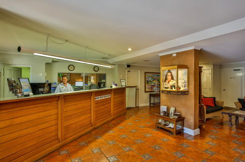 Moonlight Bay Suites - Accommodation Rockhampton 20