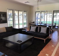 Caves Road Guest Houses - Accommodation Rockhampton