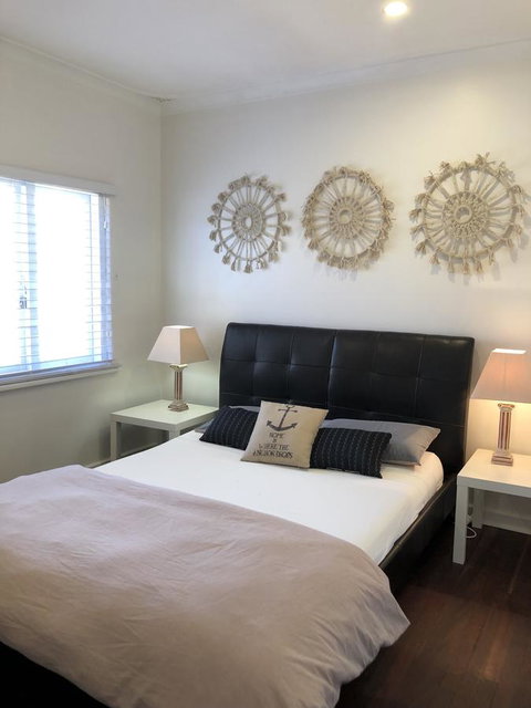 Inglewood Comfort - Accommodation Rockhampton 4