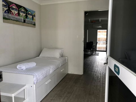 West Beach Lagoon 218 - Outstanding Value! - Accommodation Rockhampton 5