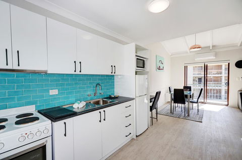 West Beach Lagoon 218 - Outstanding Value! - Accommodation Rockhampton 7