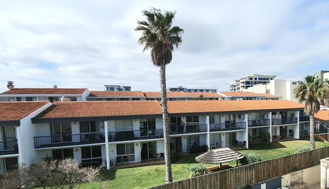 West Beach Lagoon 208 â€“ Great Value! - Accommodation Rockhampton 22