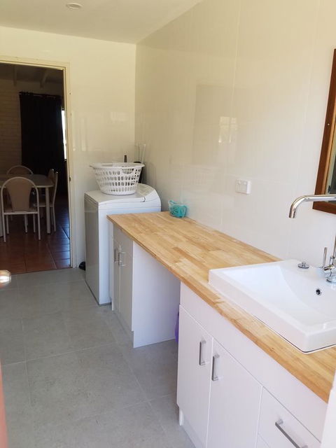 Kalbarri Seaview Villas - Accommodation Rockhampton 0