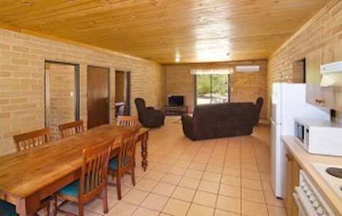 Turner Brook Chalet - Accommodation Rockhampton 7