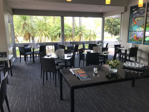 Sullivans Hotel - Accommodation Rockhampton 5