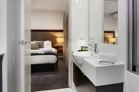 Attika Hotel - Accommodation Rockhampton 4