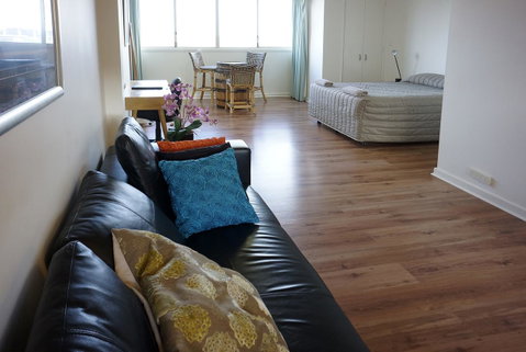 Studio 208 With Ocean Views - Accommodation Rockhampton 8
