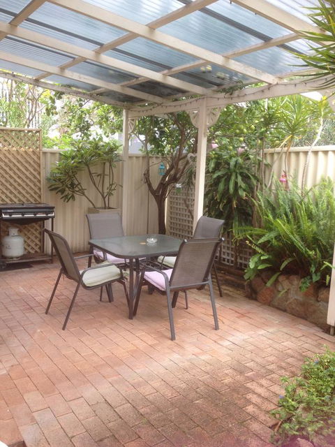 Leederville Townhouse - Accommodation Rockhampton 6