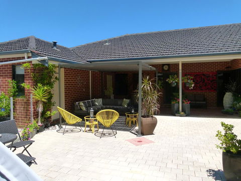 Seatrees Accommodation - Accommodation Rockhampton 1