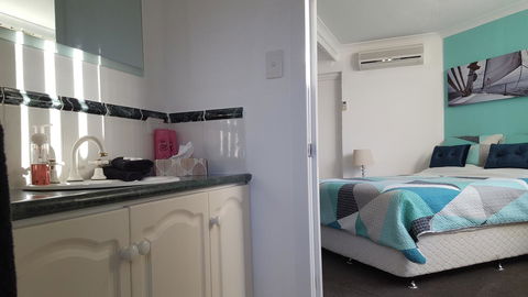 Palm Beach Bed & Breakfast - Accommodation Rockhampton 30